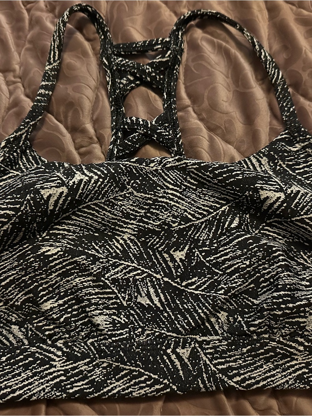 Black and White Patterned Strappy Sports Bra SMALL